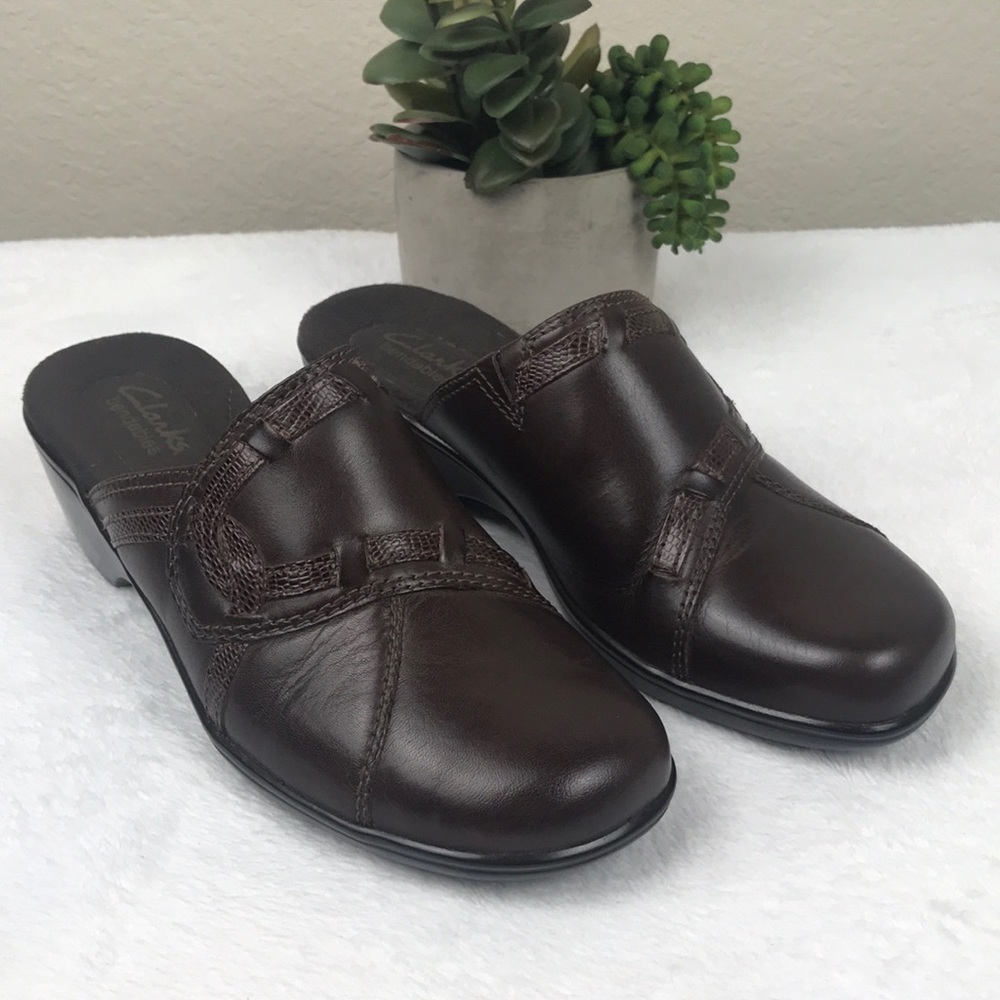 Clark’s Bendables Brown Leather SZ 6